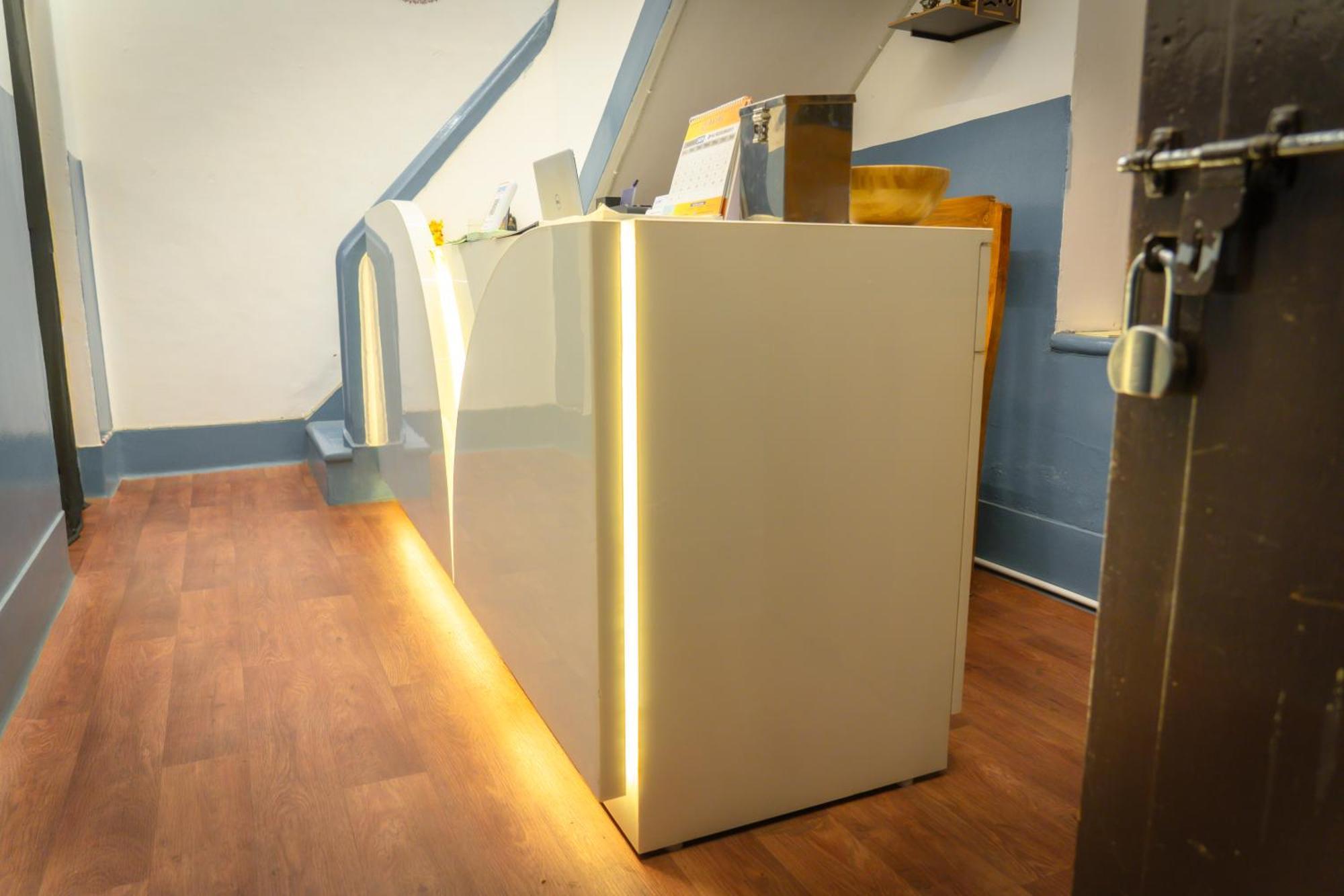 Leo Vishroam Hostel Májszúr Kültér fotó