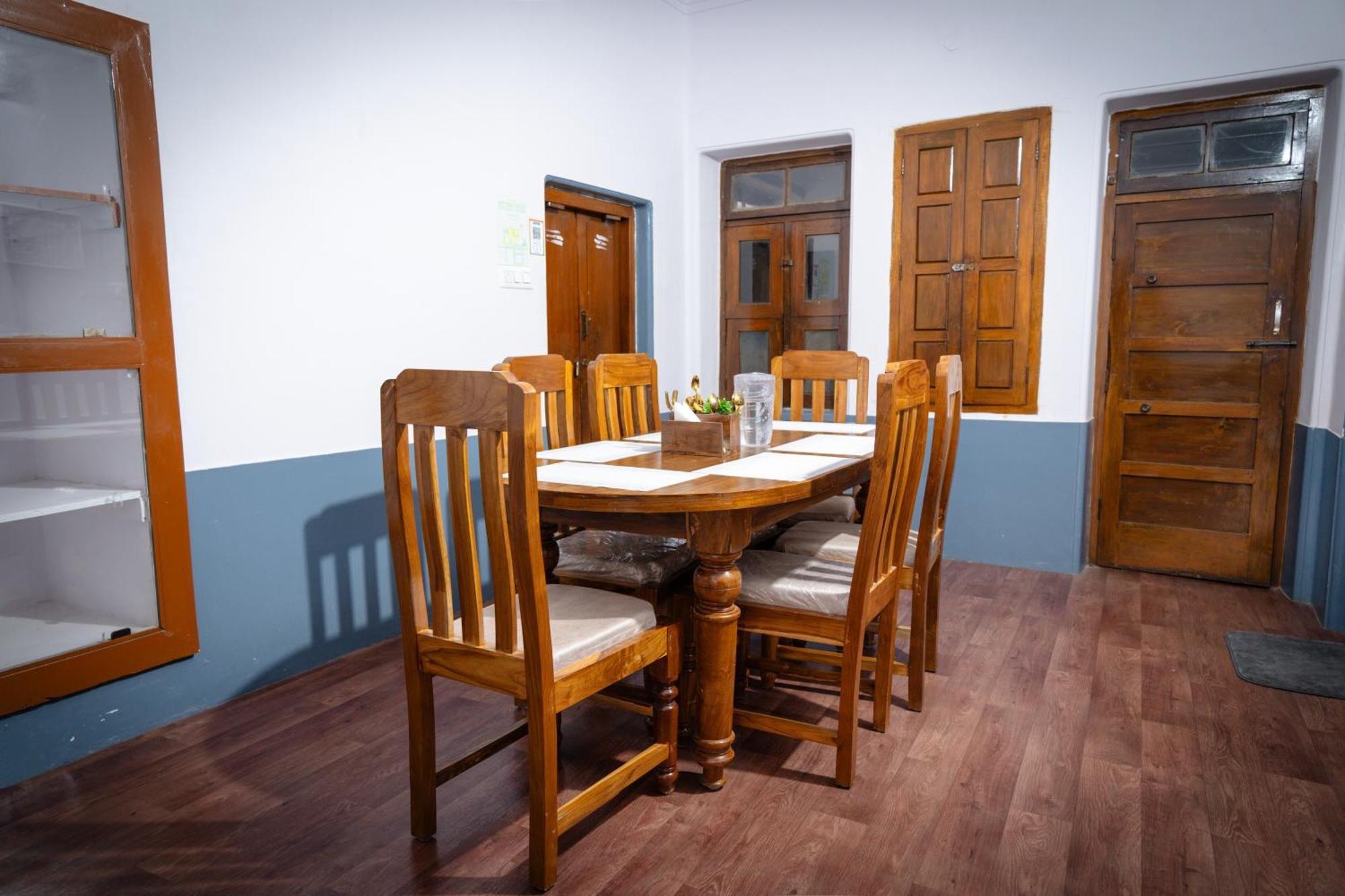 Leo Vishroam Hostel Májszúr Kültér fotó