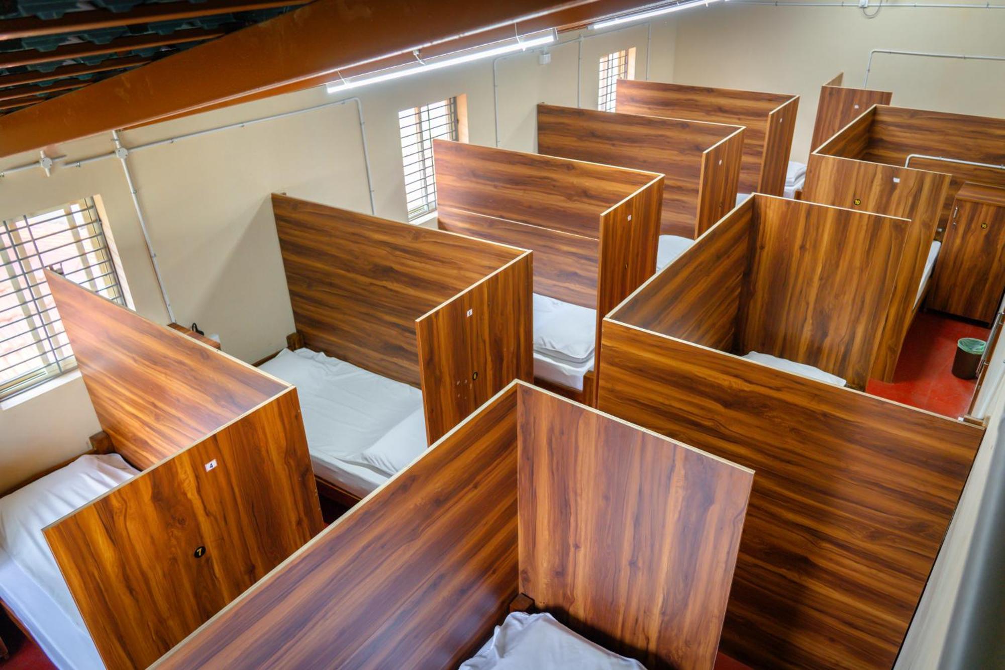 Leo Vishroam Hostel Májszúr Kültér fotó