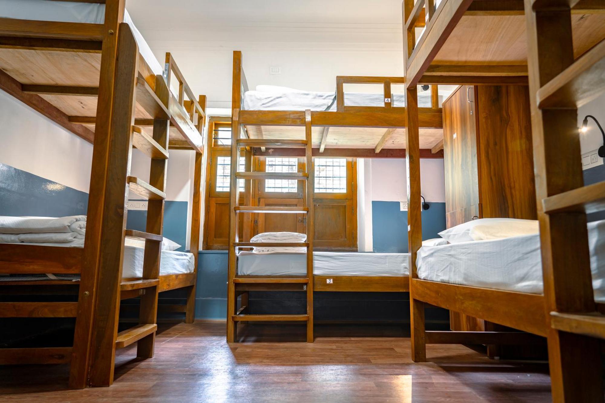 Leo Vishroam Hostel Májszúr Kültér fotó